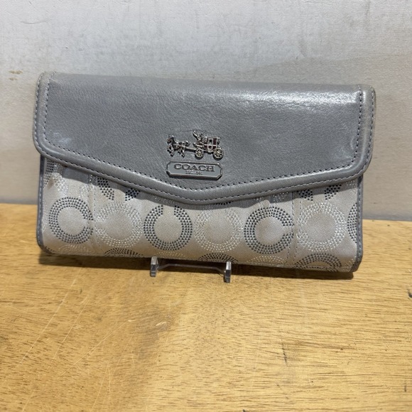 Coach Handbags - COACH Women Gray‎ Silver Canvas Leather Trifold Wallet Op Art Logo Y2K 90s Zip